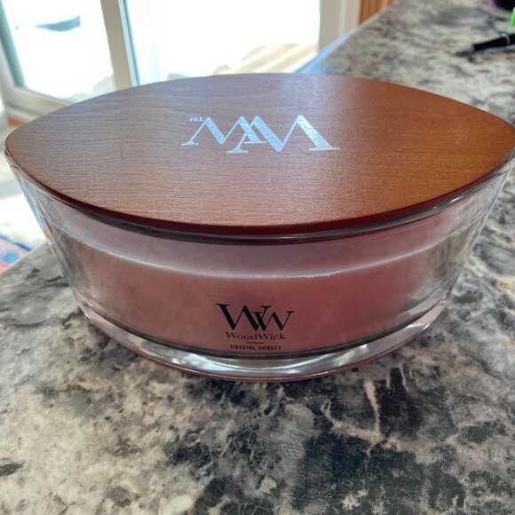 Woodwick candle Coastal sunset - Picture 2 of 2